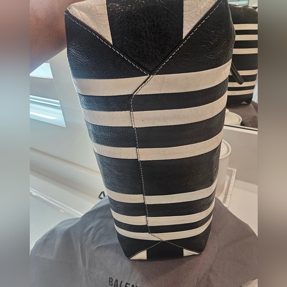 💯 AUTHENTIC BALENCIAGA CLUTCH BAG - Picture 5 of 6